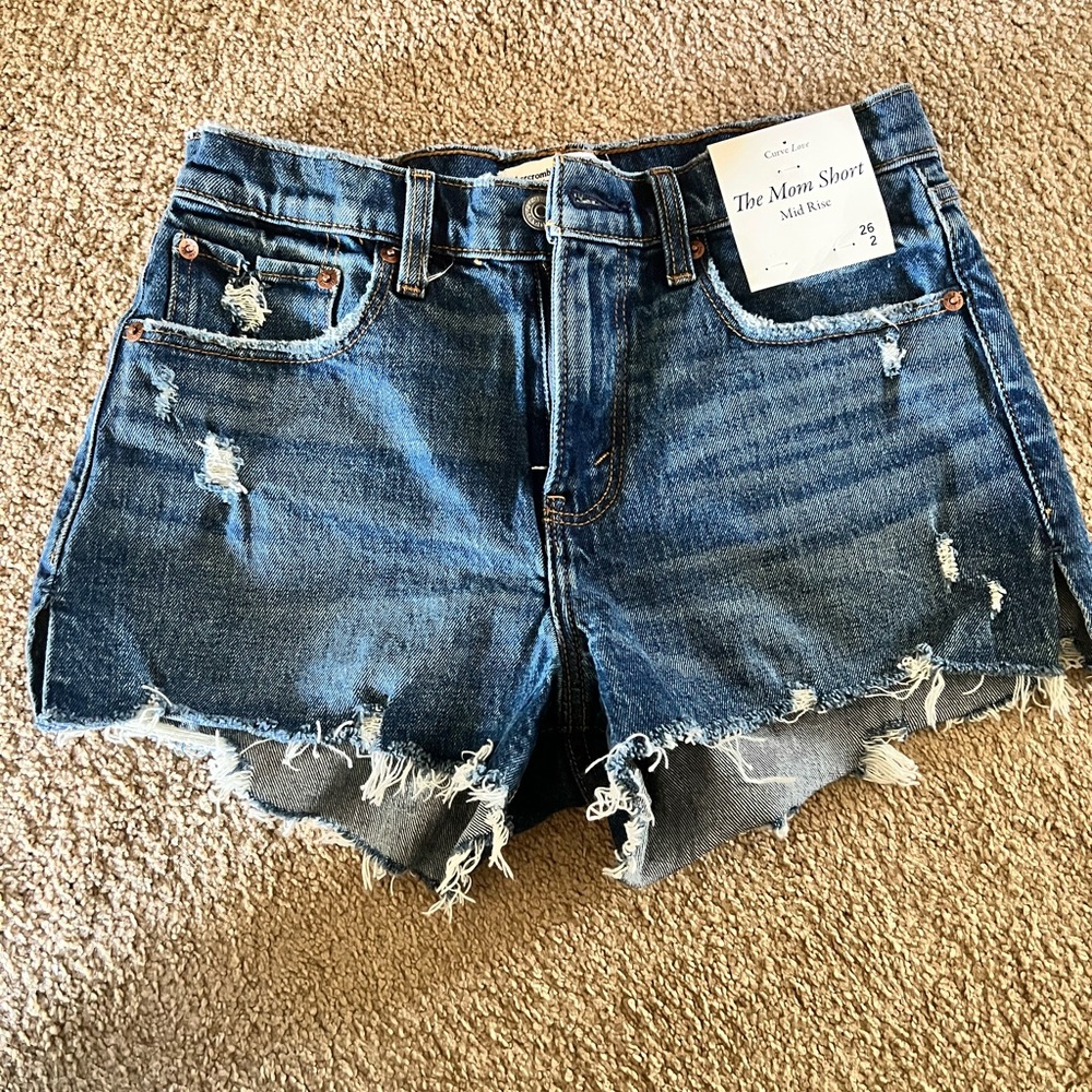Abercrombie The Mom Short Curve Love